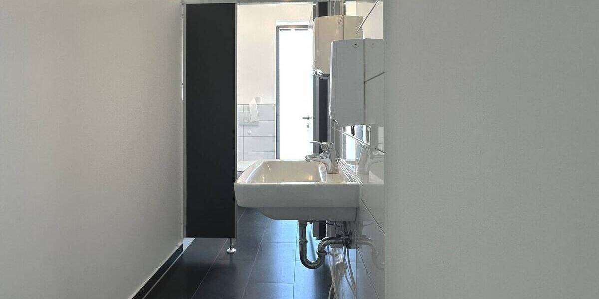 Gewerbeobjekt Lübeck Innenstadt - 7 Zimmer, 3.635&euro; | Angebot:26920193