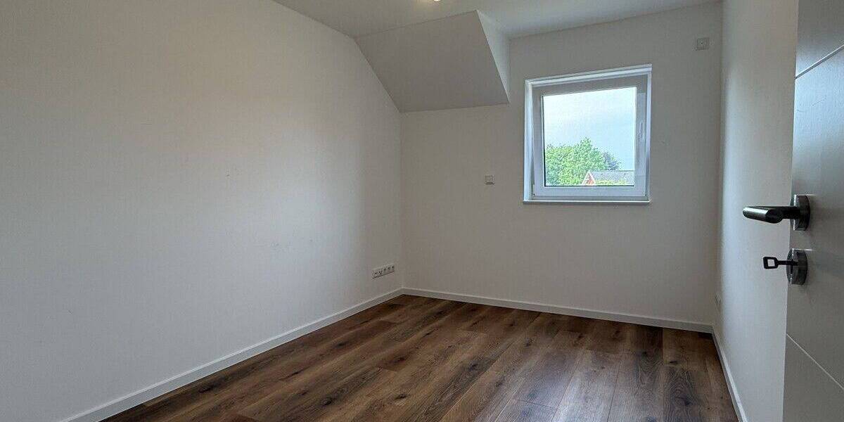 Reihenmittelhaus Stockelsdorf - 5 Zimmer, 105 m&sup2;, 1.890&euro; | Angebot:26817198