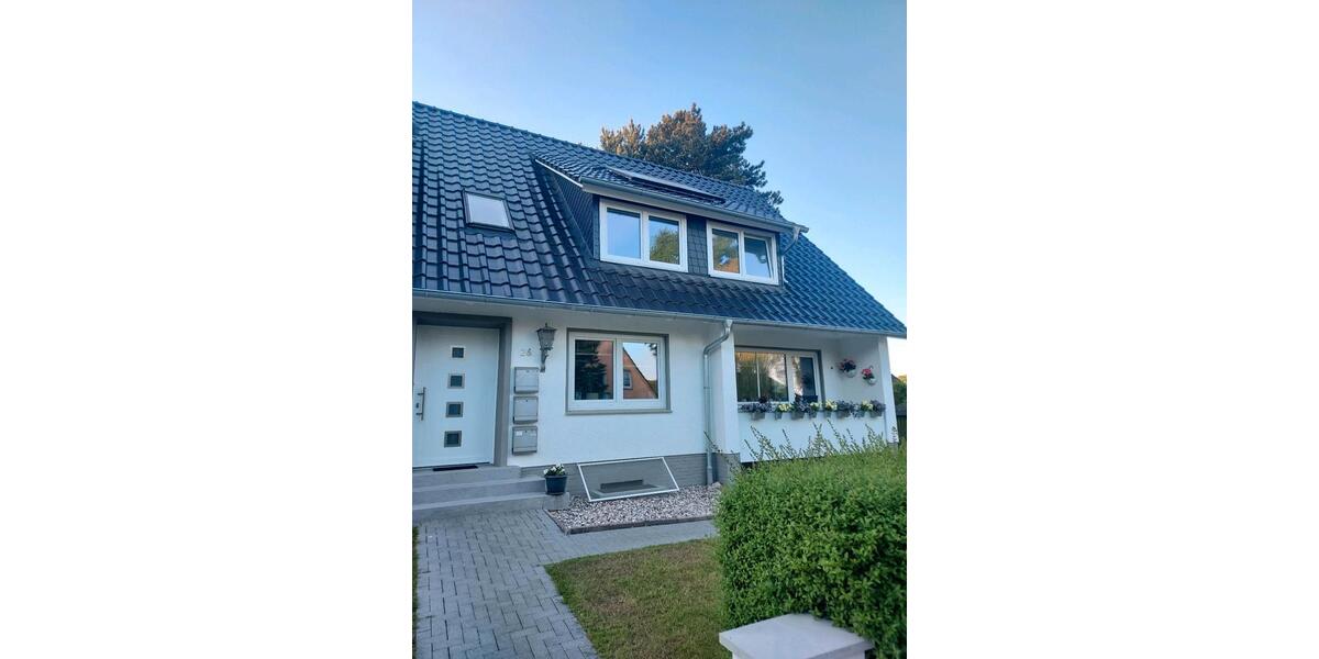 Dachgeschoßwohnung Timmendorfer Strand - 3 Zimmer, 68 m&sup2;, 1.050&euro; | Angebot:26681445