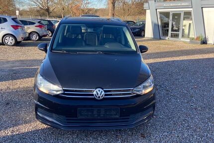 VW Touran 236.330 km 8.980 &euro; Mölln 23879