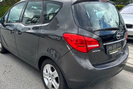 Opel Meriva 169.000 km 4.900 &euro; Lübeck 23560