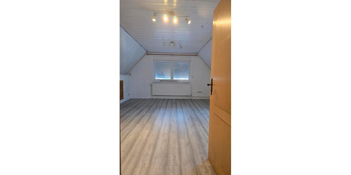 Einfamilienhaus Stockelsdorf - 4 Zimmer, 118 m&sup2;, 1.800&euro; | Angebot:27734812