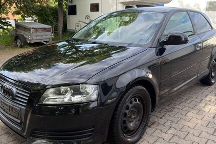 Audi A3 210.000 km 2.999 &euro; Lübeck 23560