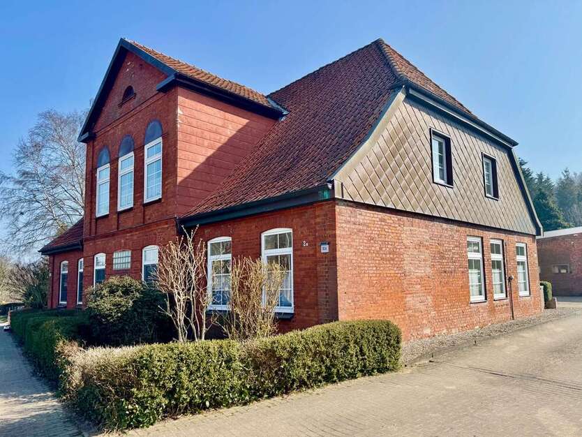 Haus zum Kaufen in Bosau 485.000 € 350 m²