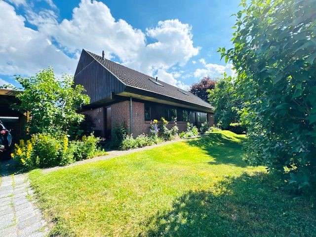 Einfamilienhaus Stockelsdorf - 7 Zimmer, 162 m&sup2;, 374.000&euro; | Angebot:26566545