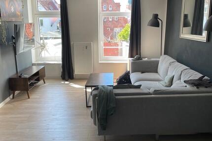 Wohnung Lübeck Innenstadt - 2 Zimmer, 68 m&sup2;, 1.200&euro; | Angebot:26375418