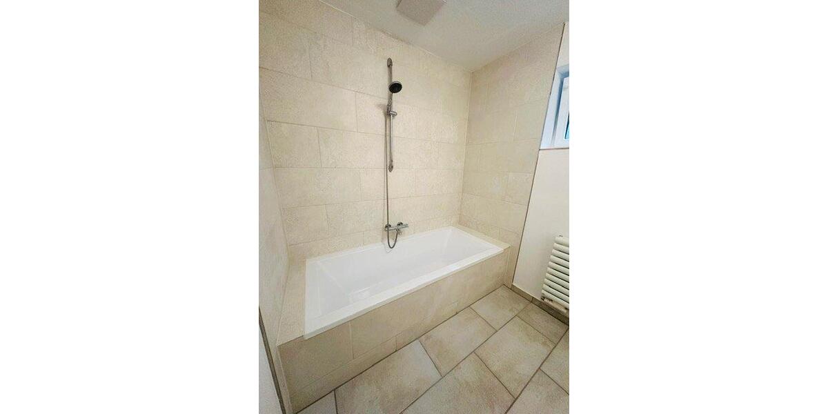 Etagenwohnung Ratzeburg - 5 Zimmer, 176 m&sup2;, 1.936&euro; | Angebot:26232949