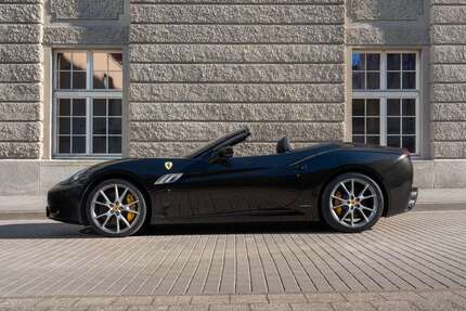 Ferrari California 23.000 km 119.500 &euro; Seedorf 23823
