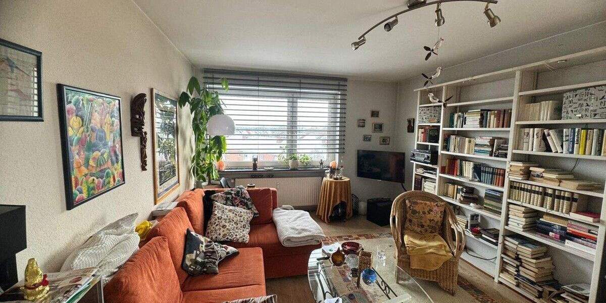 Etagenwohnung Lübeck-St. Lorenz-Nord St. Lorenz Nord - 2 Zimmer, 51 m&sup2;, 129.000&euro; | Angebot:25357180