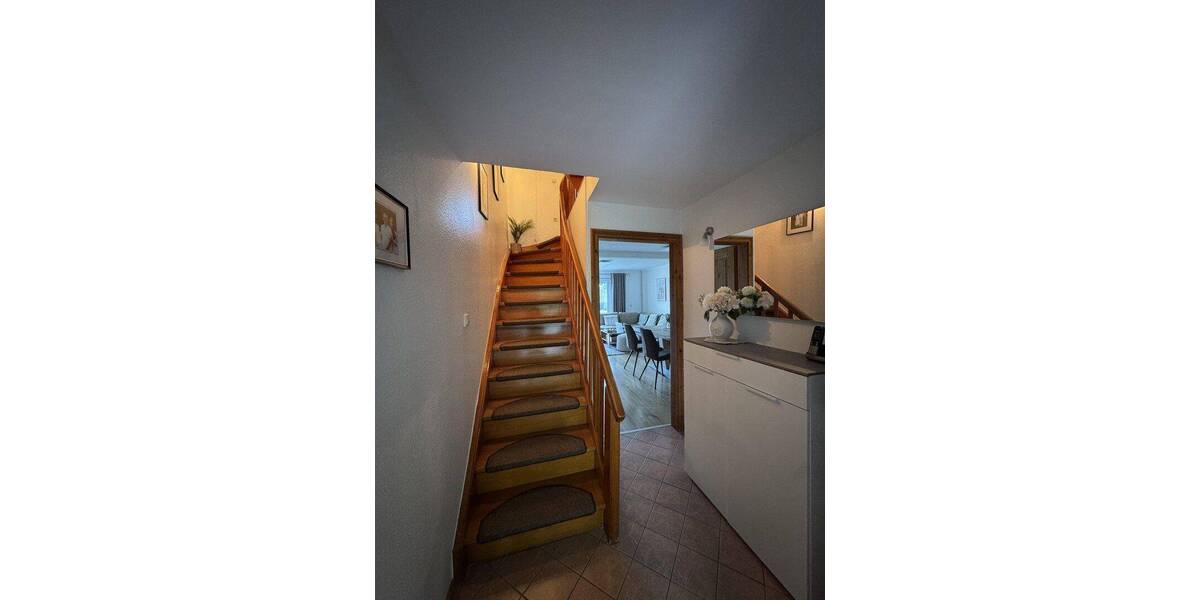 Reihenmittelhaus Lübeck Kücknitz - 4 Zimmer, 83 m&sup2;, 289.000&euro; | Angebot:26885886