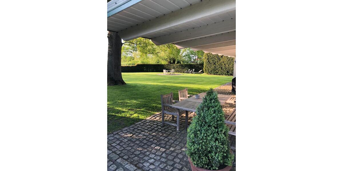 Einfamilienhaus Ahrensbök - 10 Zimmer, 280 m&sup2;, 660.000&euro; | Angebot:27176211