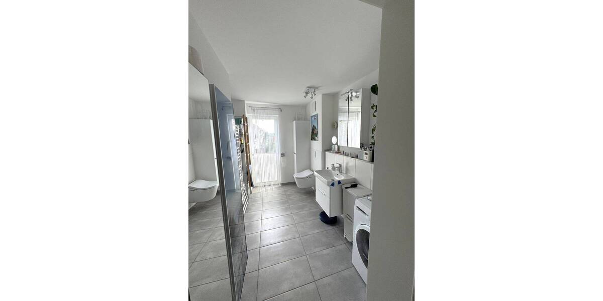 Traumhafte Endetage-Wohnung mit direktem Blick auf die Trave 3 zimmer