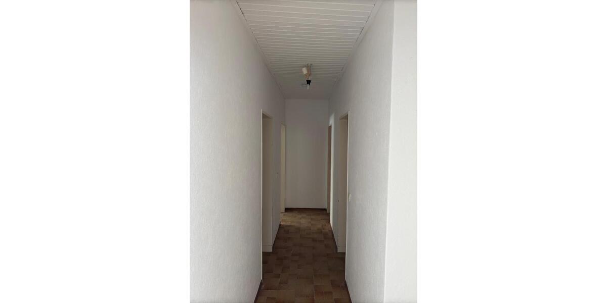 Erdgeschoßwohnung Pronstorf - 4 Zimmer, 100 m&sup2;, 1.150&euro; | Angebot:25901407
