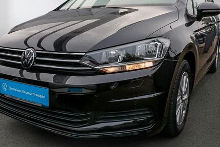 VW Touran 28.050 km 32.780 &euro; Lübeck 23560