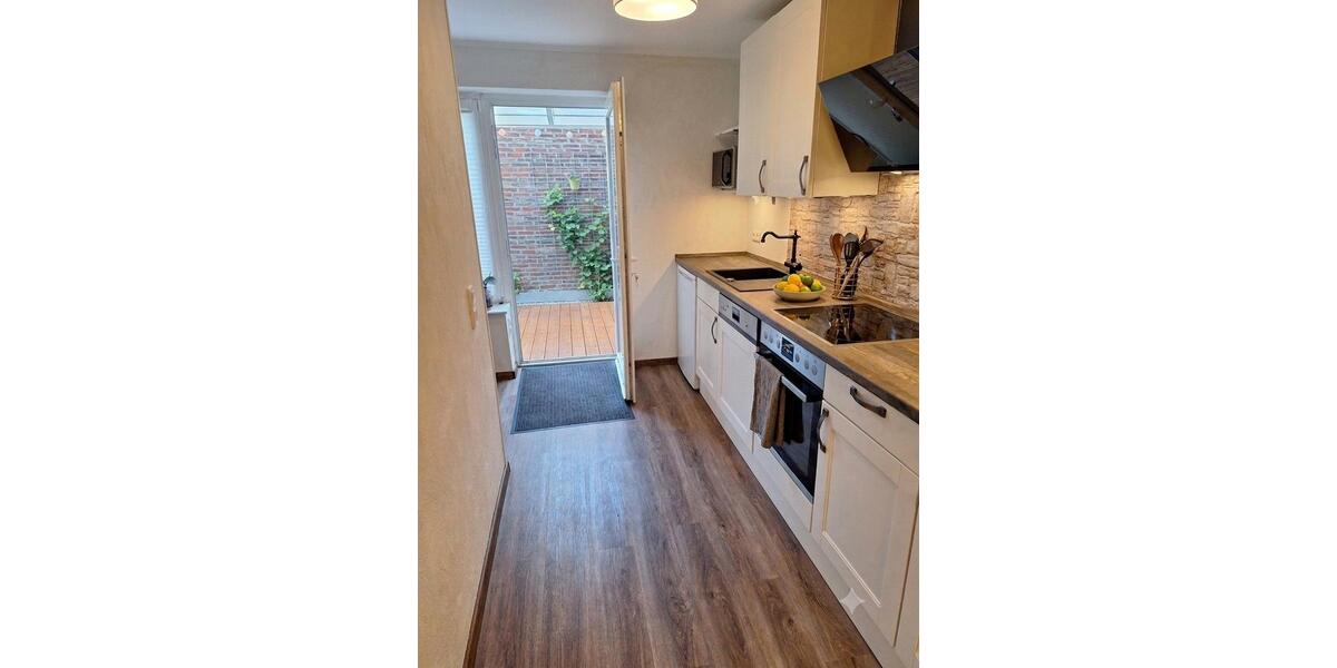 Einfamilienhaus Reinfeld (Holstein) - 7.5 Zimmer, 245 m&sup2;, 549.000&euro; | Angebot:26864435