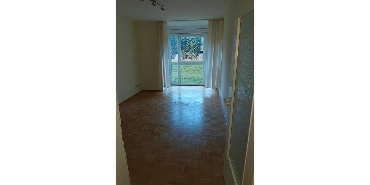 Etagenwohnung Lübeck Innenstadt - 1 Zimmer, 35 m&sup2;, 430&euro; | Angebot:26199306