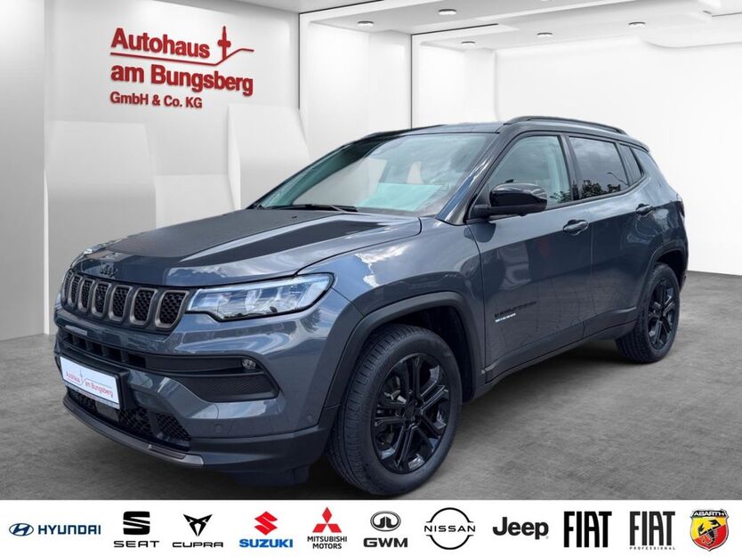 Jeep Compass 61.806 km 24.990 € Lübeck 23554
