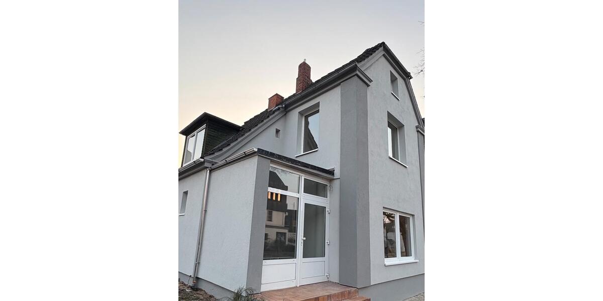 Renoviertes Einfamilienhaus zur Miete - Erstbezug nach Sanierung 4.5 zimmer