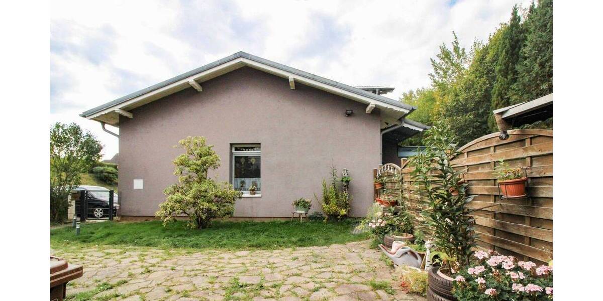 Mehrfamilienhaus, Wohnhaus Fahrenkrug - 9 Zimmer, 274 m&sup2;, 334.000&euro; | Angebot:26834352