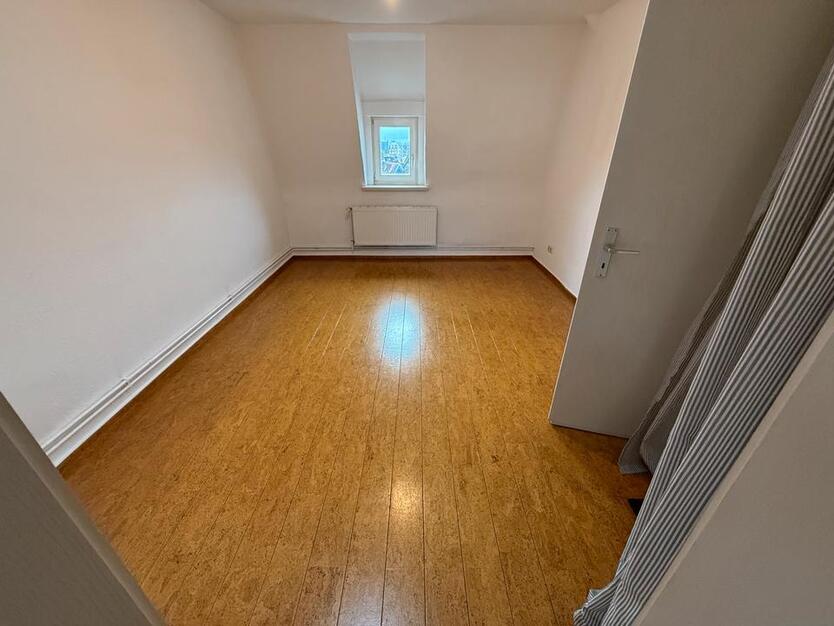 3 Zimmer Dachgeschoss-Wohnung