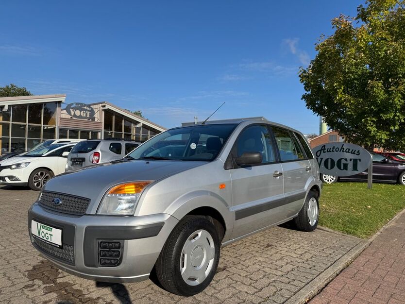 Ford Fusion 123.303 km 2.900 € Bad Segeberg 23795