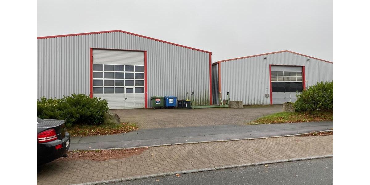 Halle in Sierksdorfer Gewerbegebiet sowie ehemalige Segelmacherei zimmer