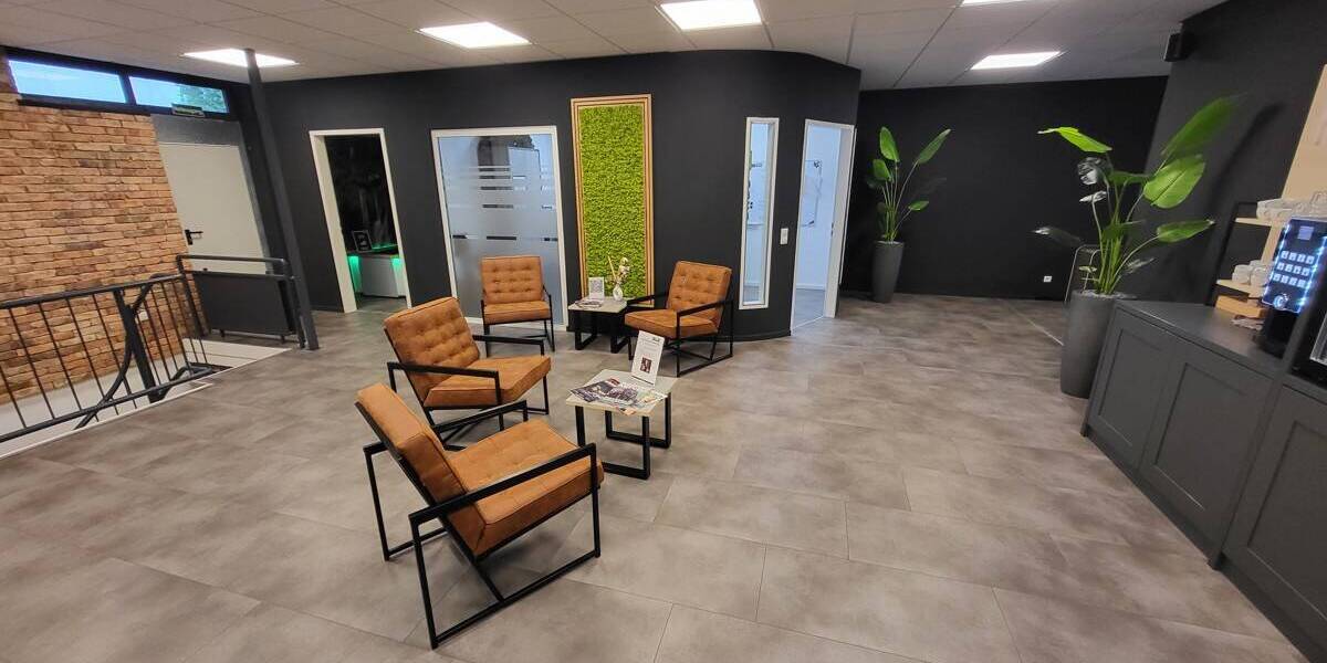 Freies LadengeschäftPraxis (ca. 212 m²) mit PKW-Stellplätzen im Zentrum von Travemünde 5 zimmer