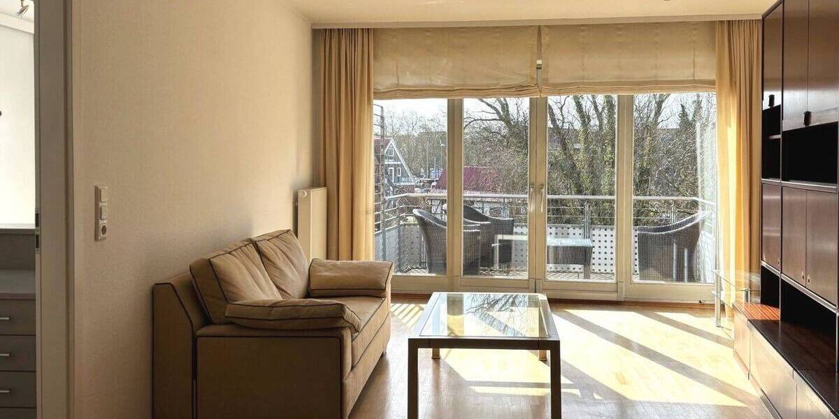 Etagenwohnung Bad Oldesloe - 2 Zimmer, 65 m&sup2;, 349.000&euro; | Angebot:26243803