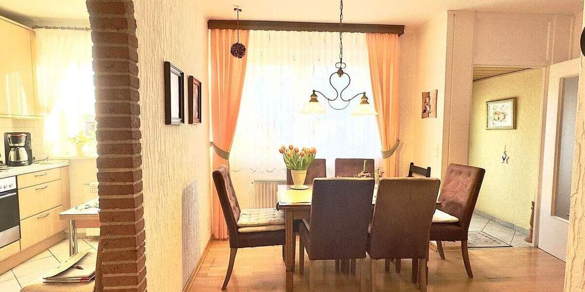 Reihenmittelhaus Lübeck Kücknitz - 4 Zimmer, 111 m&sup2;, 298.000&euro; | Angebot:25196237