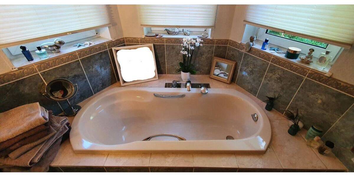 Nahe Großer Pönitzer See * Ein Wohntraum auf einer Ebene * möbliert - Mehrfamilienhaus, Wohnhaus Scharbeutz Klingberg | Angebot:25567907