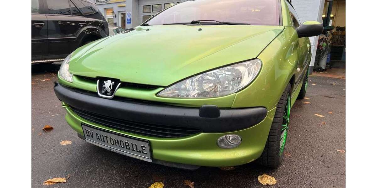 Peugeot 206 114.000 km 3.450 € Lübeck 23560