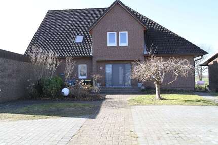 Haus Steinburg OT. Mollhagen Mollhagen - 5 Zimmer, 256 m&sup2;, 699.000&euro; | Angebot:26122941