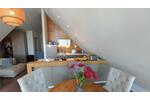Dachgeschoßwohnung Timmendorfer Strand - 3 Zimmer, 90 m&sup2;, 1.200&euro; | Angebot:25452977