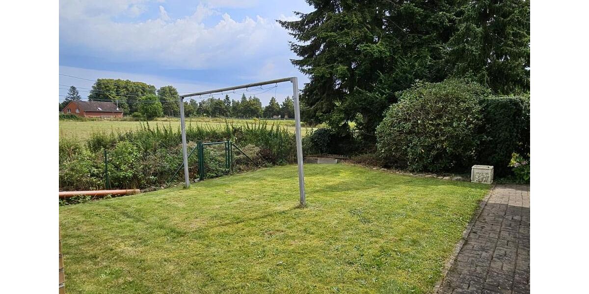 Einfamilienhaus Stockelsdorf - 9 Zimmer, 297 m&sup2;, 645.000&euro; | Angebot:25354281