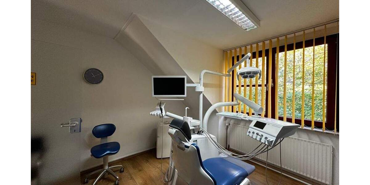 Gewerbeeinheit mit Potential - frei werdend zum 01.04.2026 5 zimmer