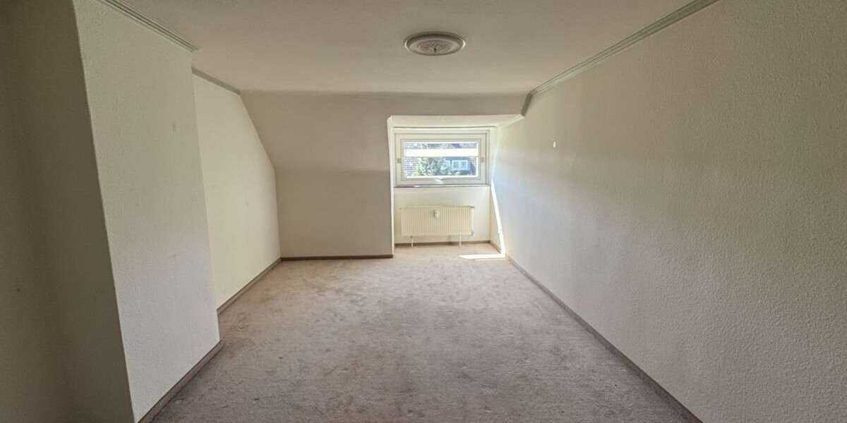 Etagenwohnung Lübeck Strecknitz - 3 Zimmer, 81 m&sup2;, 800&euro; | Angebot:26703695