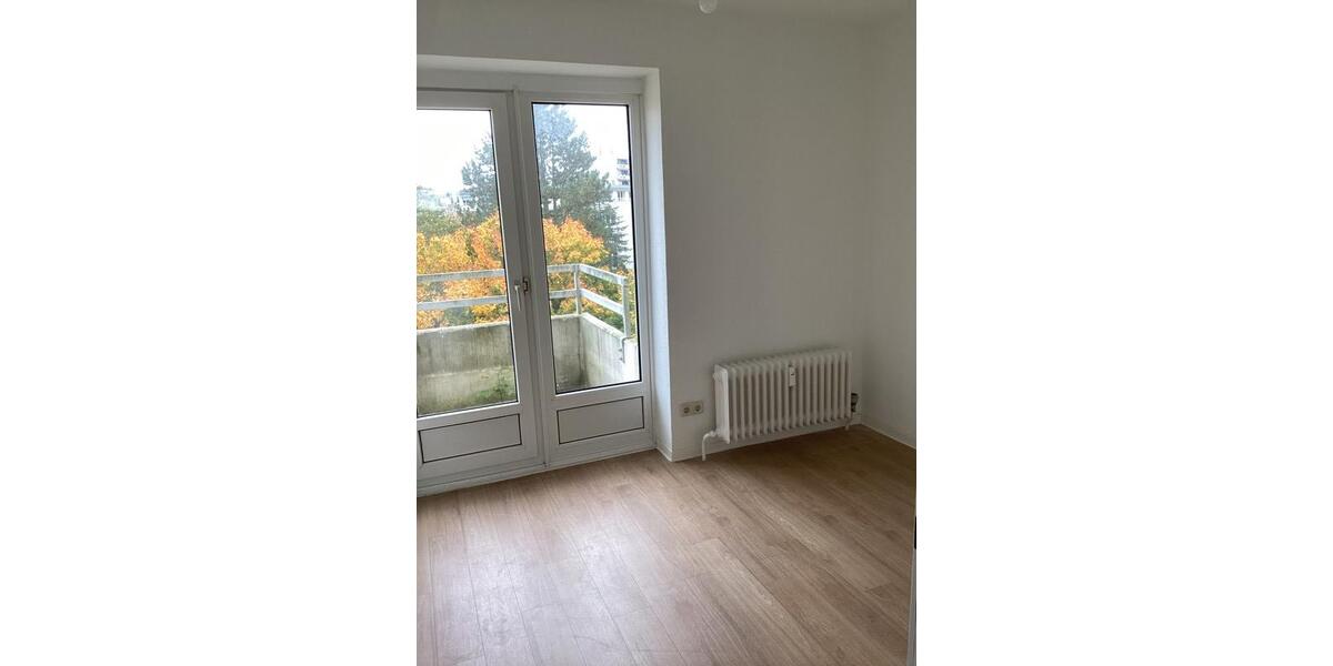 Etagenwohnung Lübeck Sankt Lorenz Nord - 3 Zimmer, 95 m&sup2;, 1.095&euro; | Angebot:23830166