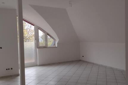 Wohnung Bad Segeberg - 2 Zimmer, 77 m&sup2;, 750&euro; | Angebot:26144215