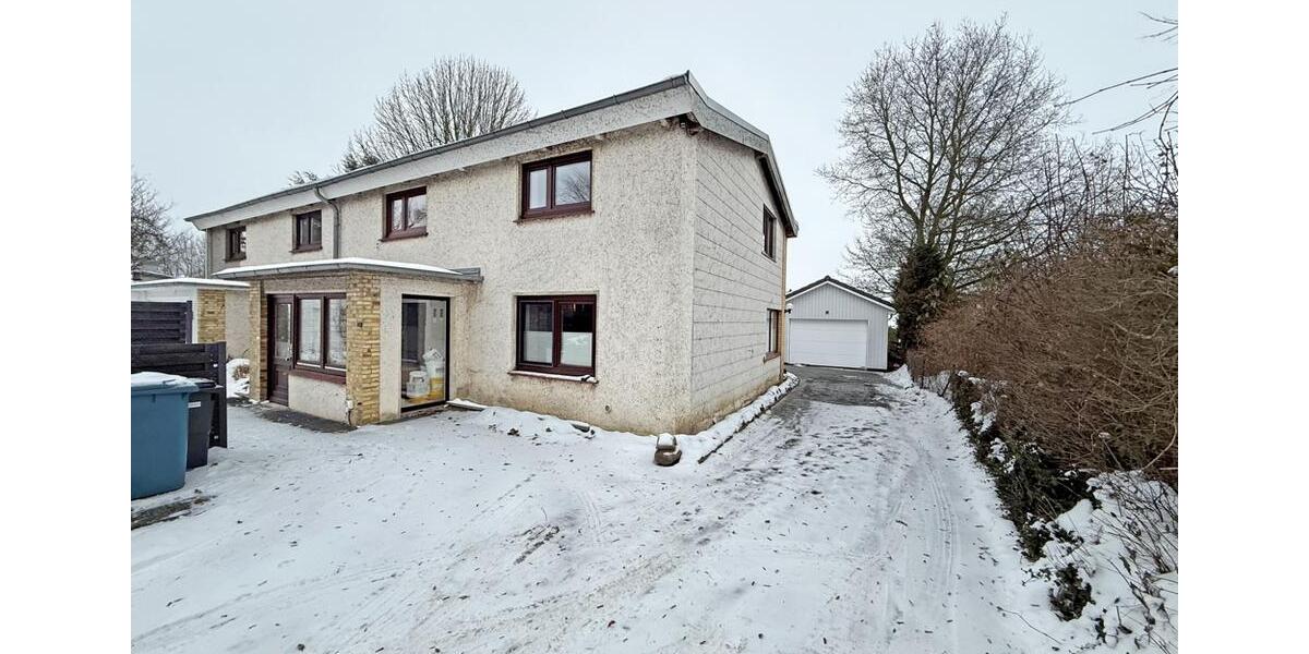 Dachgeschoßwohnung Hamberge - 4 Zimmer, 119 m&sup2;, 1.500&euro; | Angebot:24712988