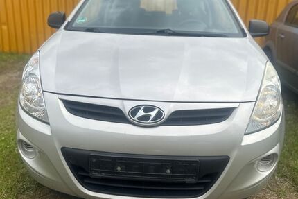 Hyundai i20 137.000 km 3.200 &euro; Lübeck 23560