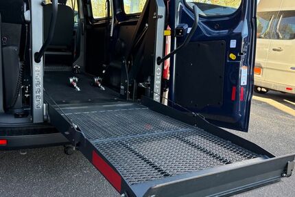 Ford Transit Custom 85.500 km 21.990 &euro; Lübeck 23560