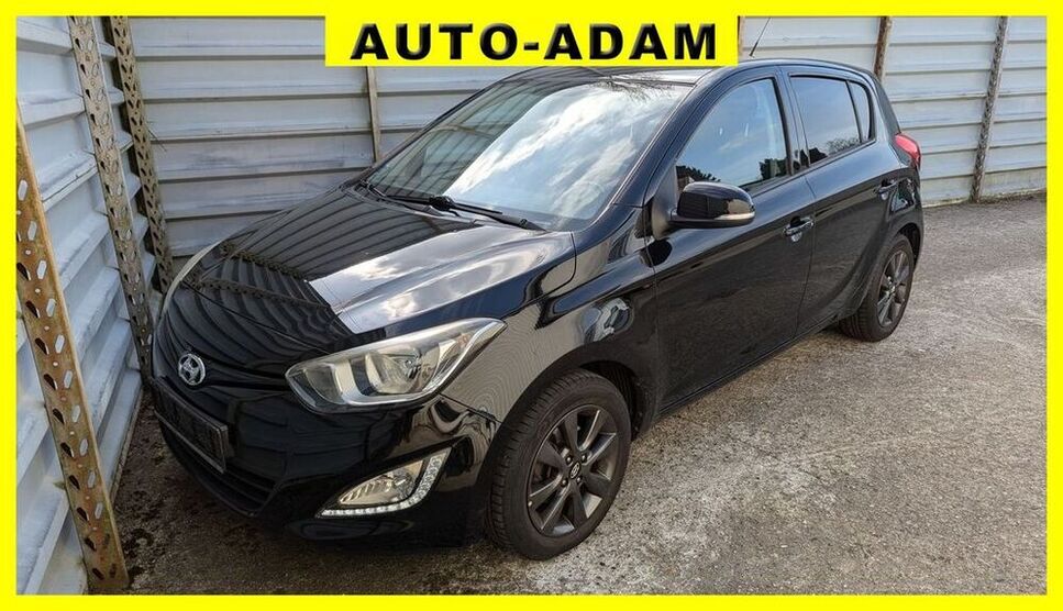 i20