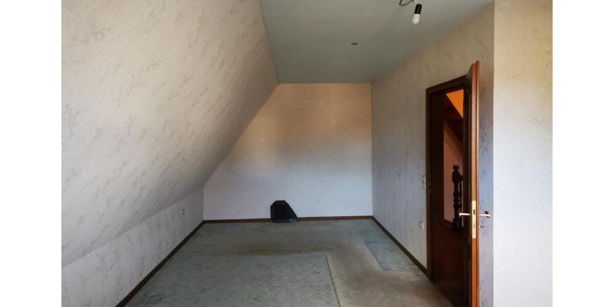 Doppelhaushälfte Lübeck Sankt Jürgen - 3 Zimmer, 110 m&sup2;, 240.000&euro; | Angebot:26033340