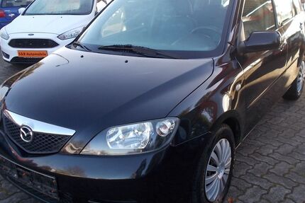 Mazda 2 160.000 km 2.599 &euro; Lübeck 23556