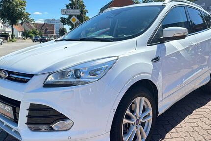 Ford Kuga 82.000 km 14.990 € Lübeck 23556