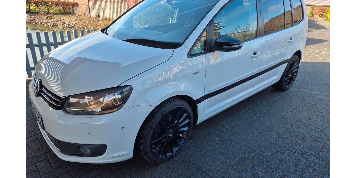 VW Touran 196.200 km 6.150 &euro; Wesenberg 23858