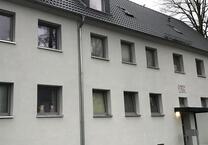 Schöne 2,5-Zimmer-Wohnung mit Balkon