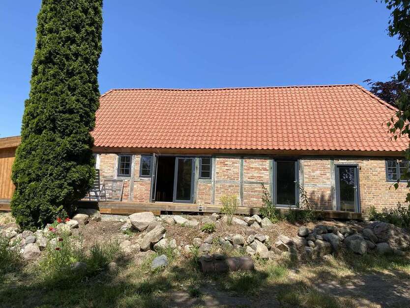 Haus zum Mieten in Hohen Schönberg 1.200 € 107 m²