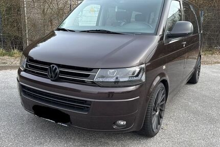 VW T5 Multivan 289.378 km 15.999 &euro; Dassow 23942