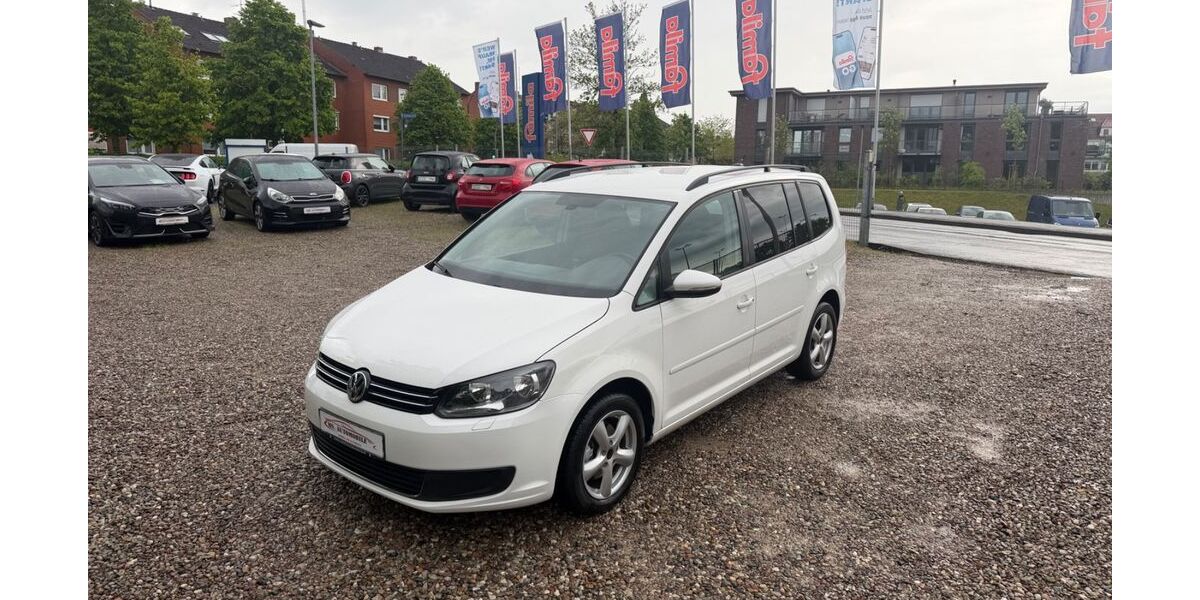VW Touran 208.500 km 6.490 &euro; Mölln 23879